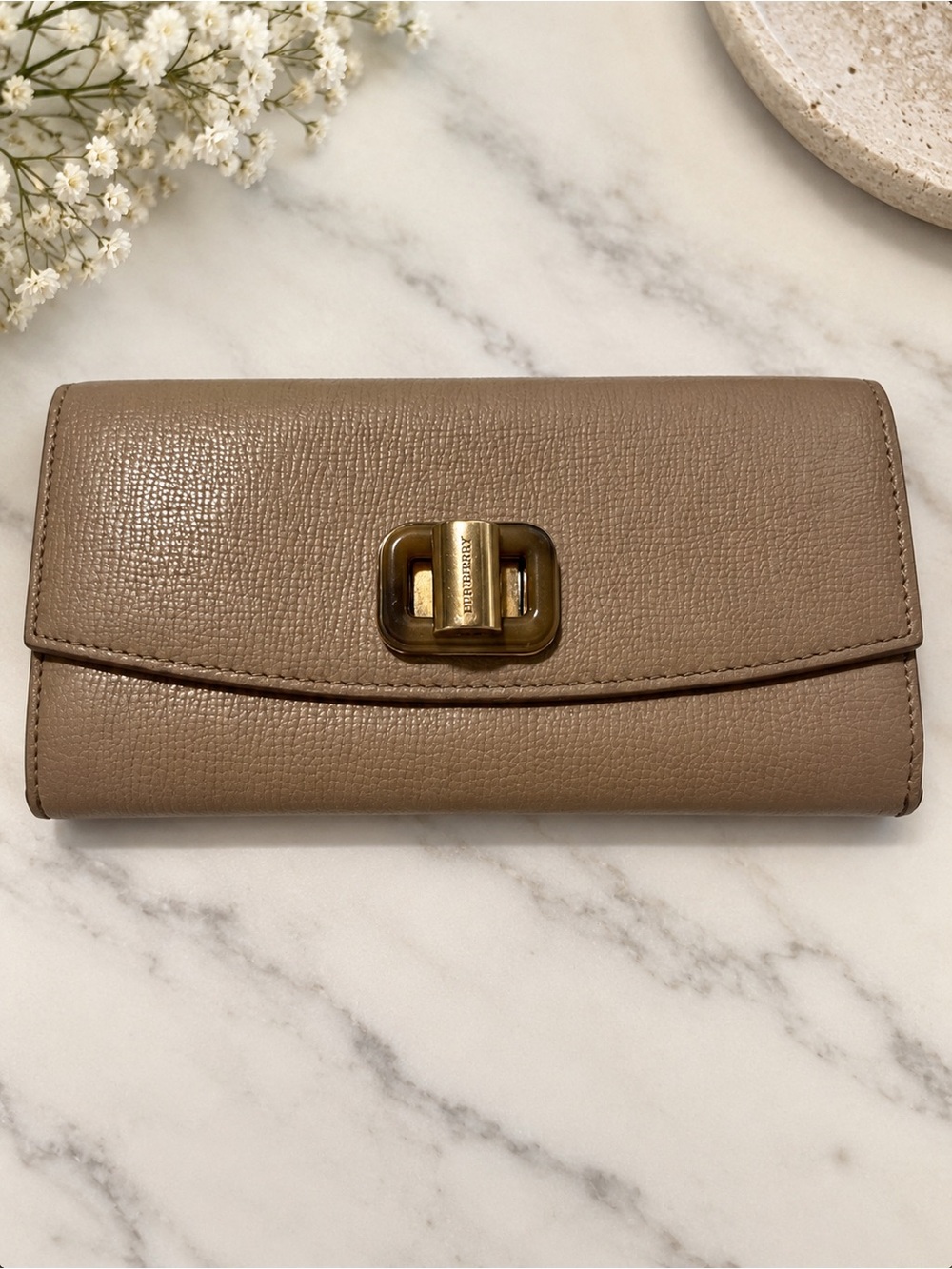 Burberry Taupe Leather Continental Turn-Lock Wallet – Made in Italy